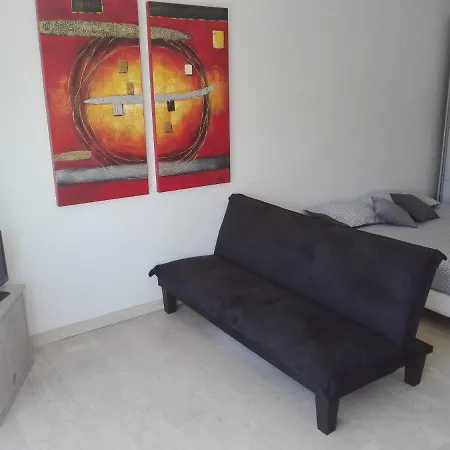 Charmant Studio A Cote De La Plage Lejlighed Golfe-Juan