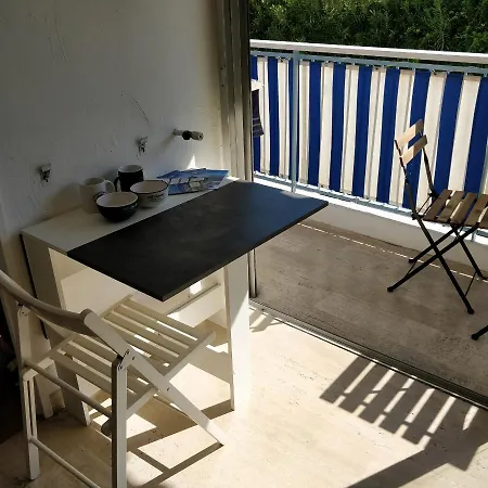 Apartment Charmant Studio A Cote De La Plage